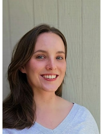 A photo of Caroline.