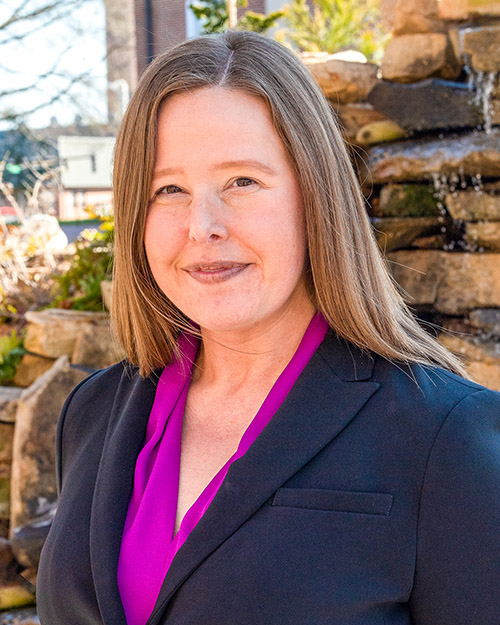 Headshot Image of Katherine Aikens