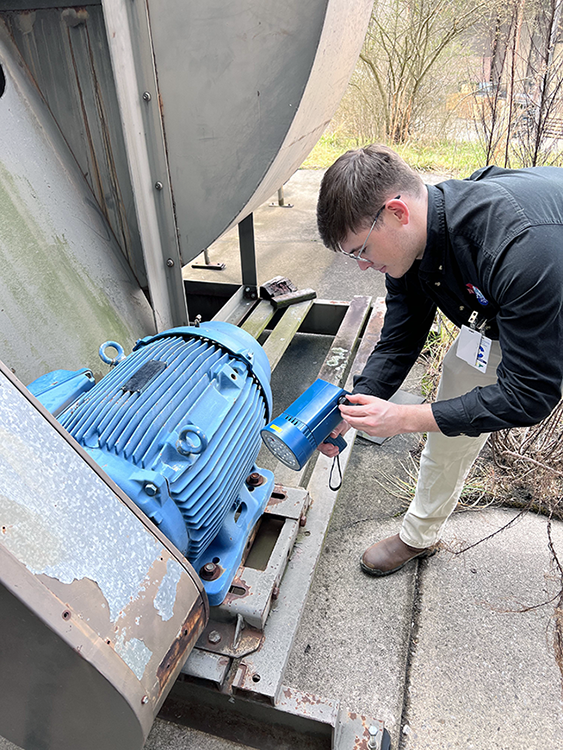 IAC student checking power source