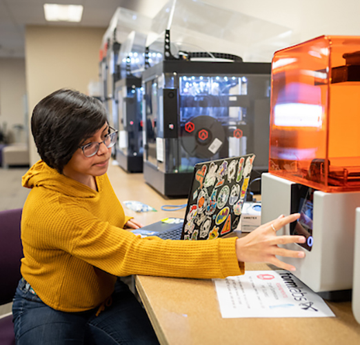 Student working in the iMakerSpace