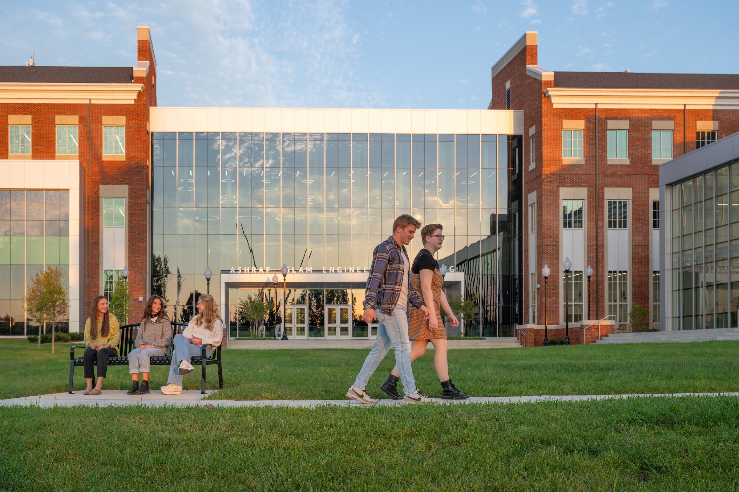 Students enjoy the outdoor spaces surrounding Tennessee Tech’s new Ashraf Islam Engineering Building. The state-of-the-art, 100,000-square-foot academic spaces opened its doors in fall 2024. 