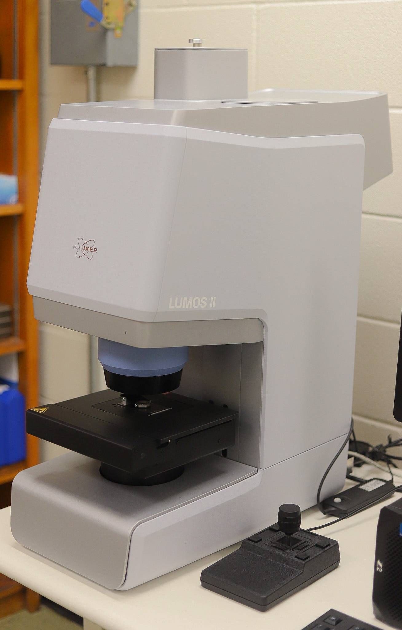 LUMOS II FTIR Microscoe