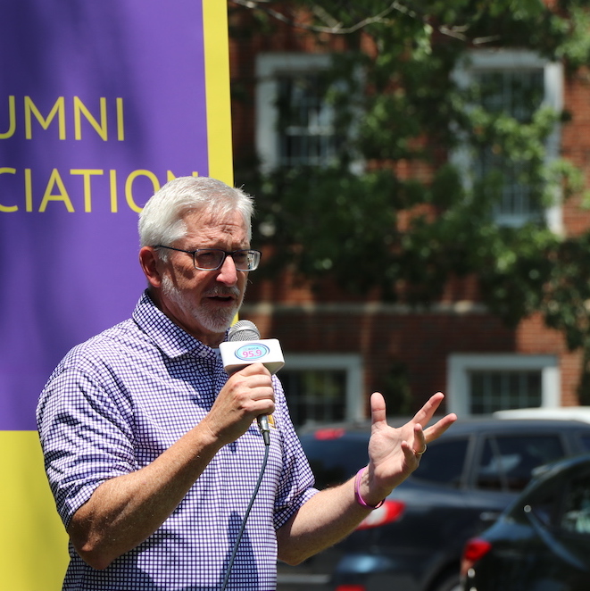 President Oldham addresses the event attendees. 