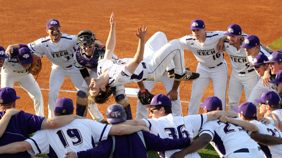 2018 Golden Eagles Baseball Team