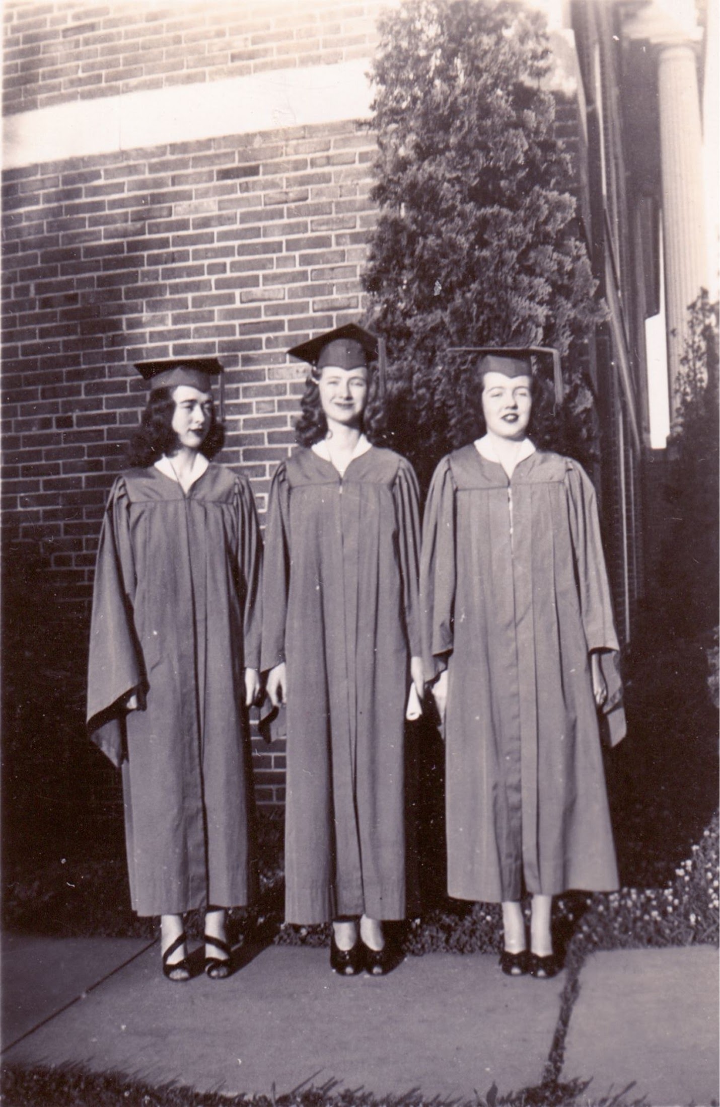 Clarice Cummins Hargrove and cousins