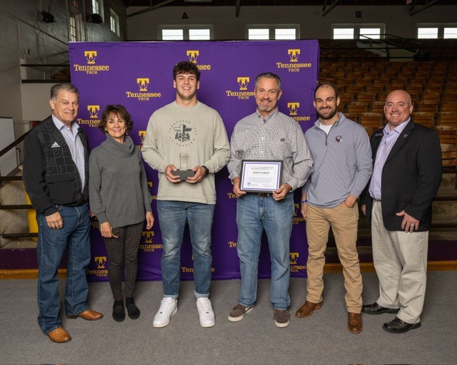 Jeff Piersall, Judy Piersall, Hunter Barnhart, Tommy Moffitt, Wes Piersall and Associate Vice President of University Development for Tennessee Tech John Smith